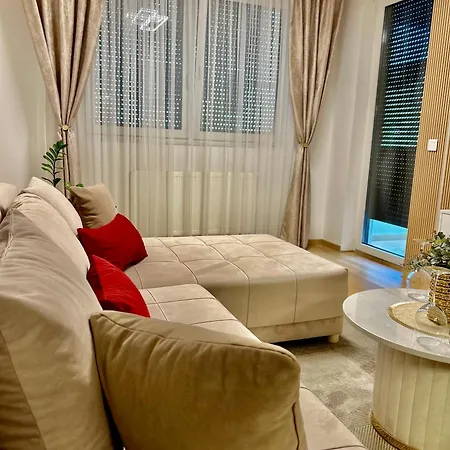 Rentalis Apartdelux *